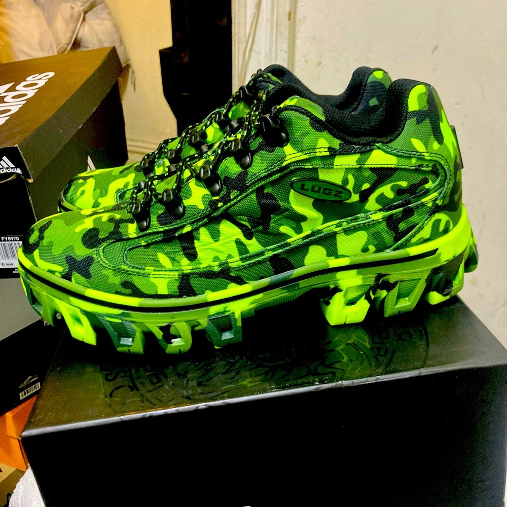 Brand new Lugz boot size 11 camo